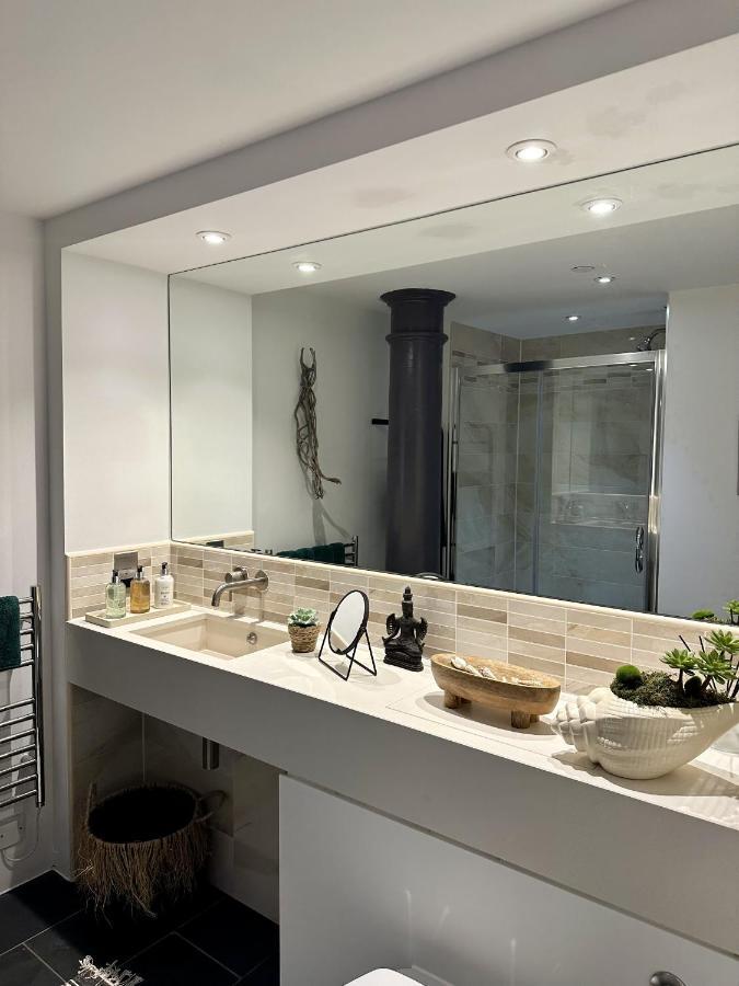 Suite4Serenityrwy Luxury Apartment With Sea View With Optional Parking プリマス エクステリア 写真